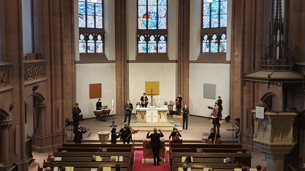 Kantatengottesdienst in der Dreikönigskirche Frankfurt am Main unter "Corona-Bedingungen" im April 2021 (Ostermontag)