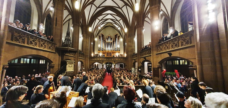 Oratorienkonzert zum 1. Advent 2019 in der Dreikönigskirche Frankfurt am Main | Schlussapplaus 